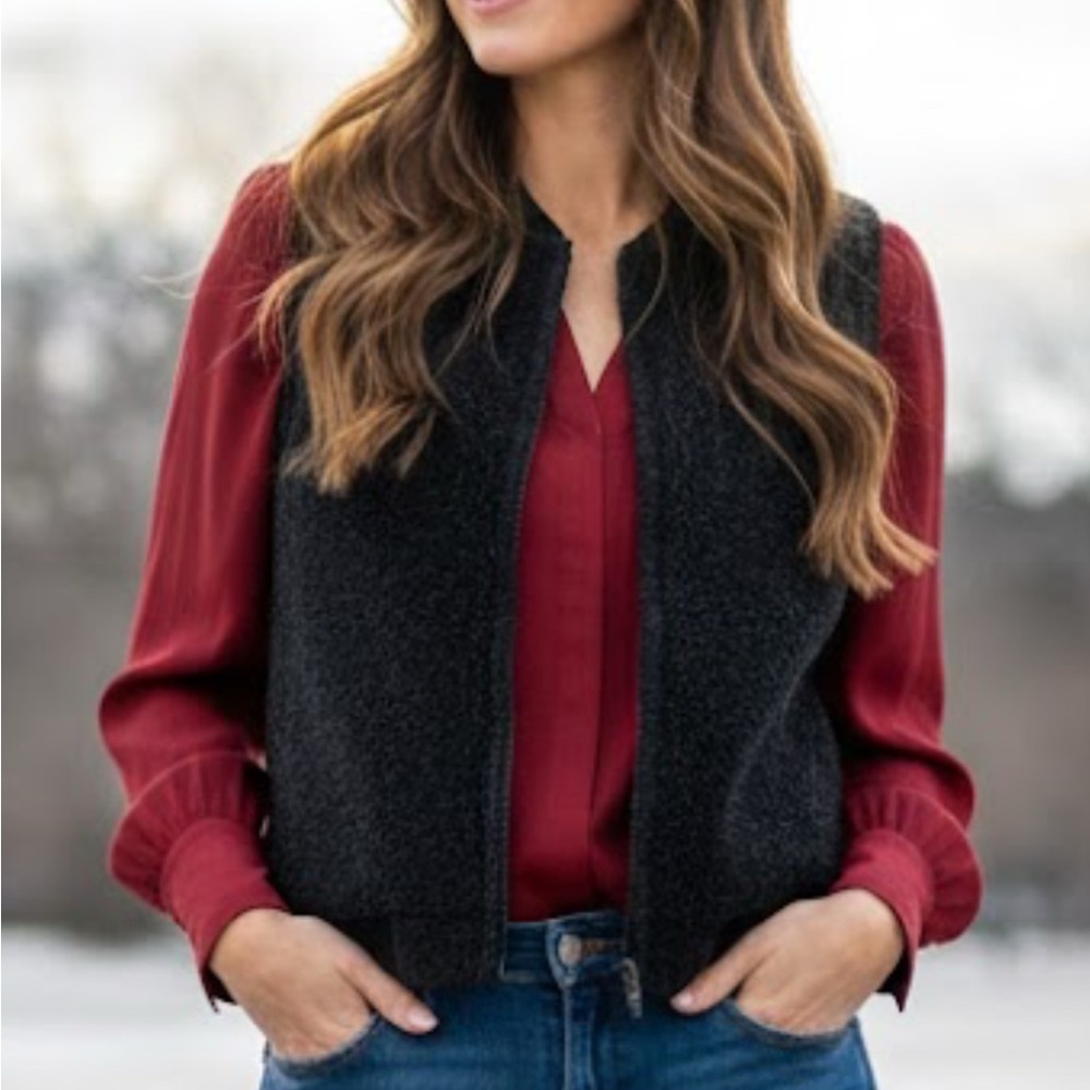 Tally Ho Black Knit Vest 100% wool. Size M